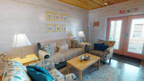 TC803 Townhome Located in Town, Close to beach, Shared Pool, Coastal Charm